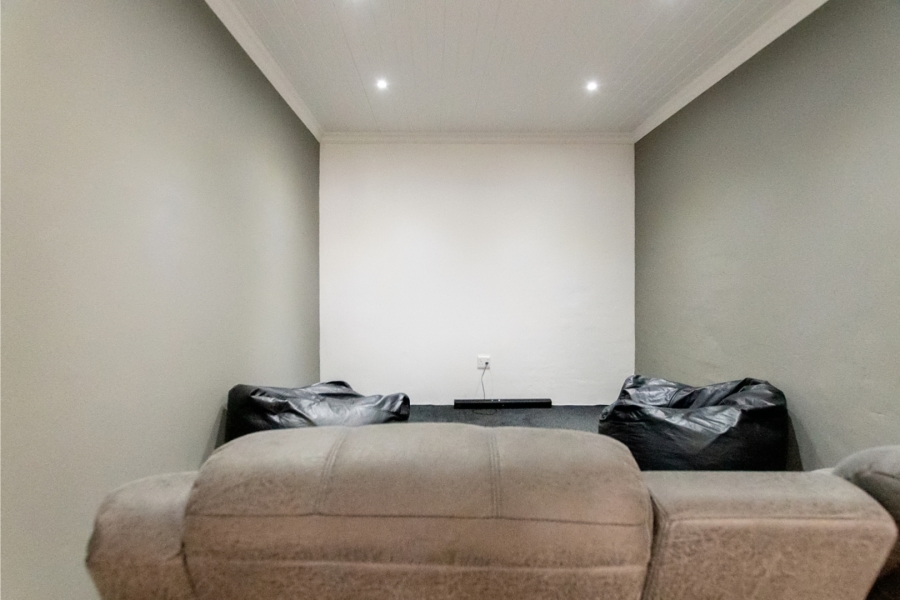 3 Bedroom Property for Sale in Shelley Point Western Cape